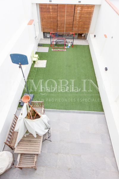 Foto 60d16fb4-6940-407b-ad70-120e8807b106. Casa amb aparcament a Centre Mataró