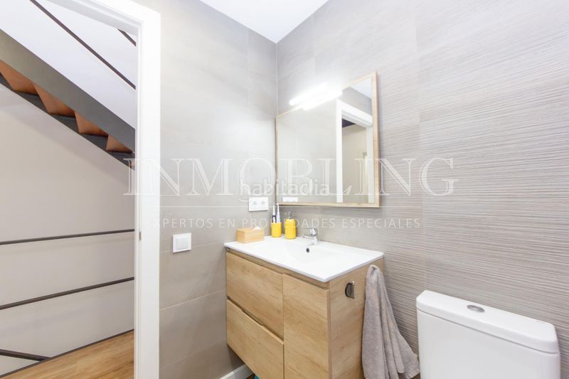 Foto 76d8a350-c406-494a-a505-0cc27fd05467. Casa amb aparcament a Centre Mataró