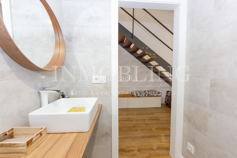 Foto 7eaf998b-6a60-4060-9e0d-92353dd3dc01. Casa amb aparcament a Centre Mataró