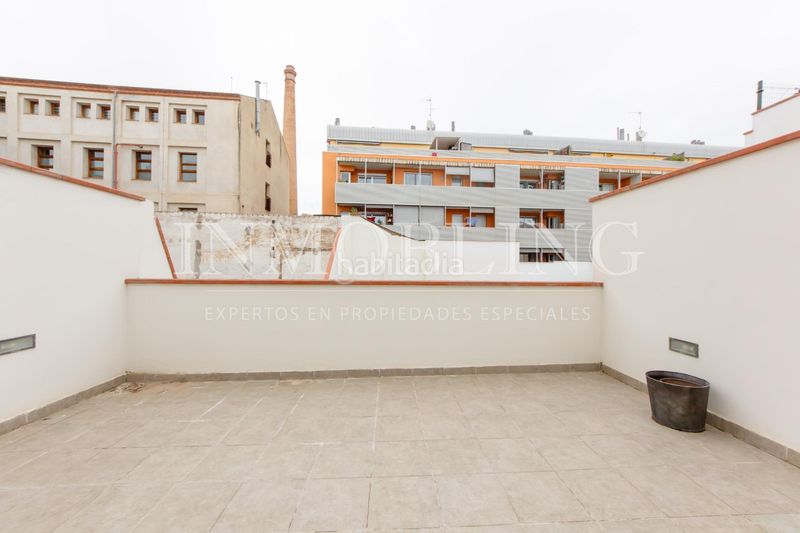 Foto 9f265f0f-1e4e-4c8d-8ebf-f241e59405a3. Casa amb aparcament a Centre Mataró