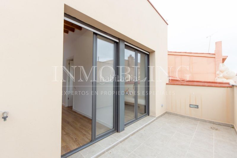 Foto a061e478-a374-495d-8ea5-4be00dcea0ef. Casa amb aparcament a Centre Mataró