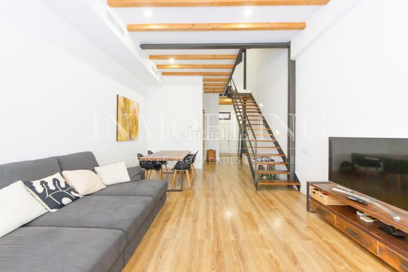 Foto b658bc5c-0da1-4dff-9ee5-243c7f82a798. Casa amb aparcament a Centre Mataró