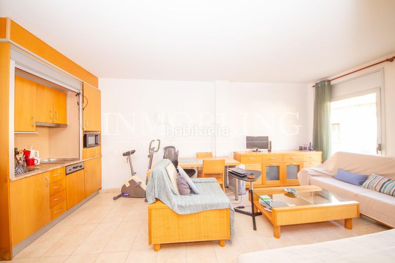 Foto 5fd0ab47-8bce-448d-bc73-30392f7e5bae. Pis amb aparcament a Havana Mataró