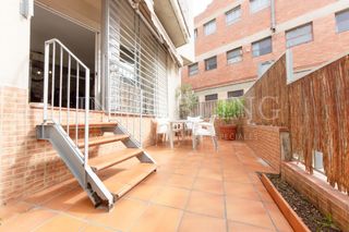 Flat in Els Molins. Planta baja con patio privado