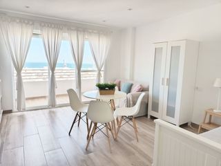 Lloguer Estudi a Poeta vila y blanco 4. Estudio en alquiler en centro.