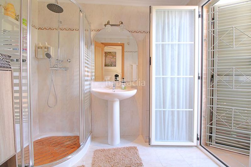 Foto 27ba417e-82f9-4c43-8ac7-dd333c79eabb. Chalet  en venta en cabo huertas, 5 dormitorios. en Alicante