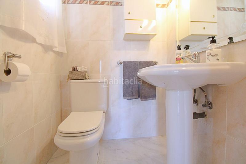 Foto 2a3fdbee-7303-457b-b9d2-ef2ffc8b2c59. Chalet  en venta en cabo huertas, 5 dormitorios. en Alicante