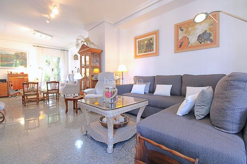 Foto 739d1d6c-fcb5-4cb2-9f86-e96fc4892223. Chalet  en venta en cabo huertas, 5 dormitorios. en Alicante