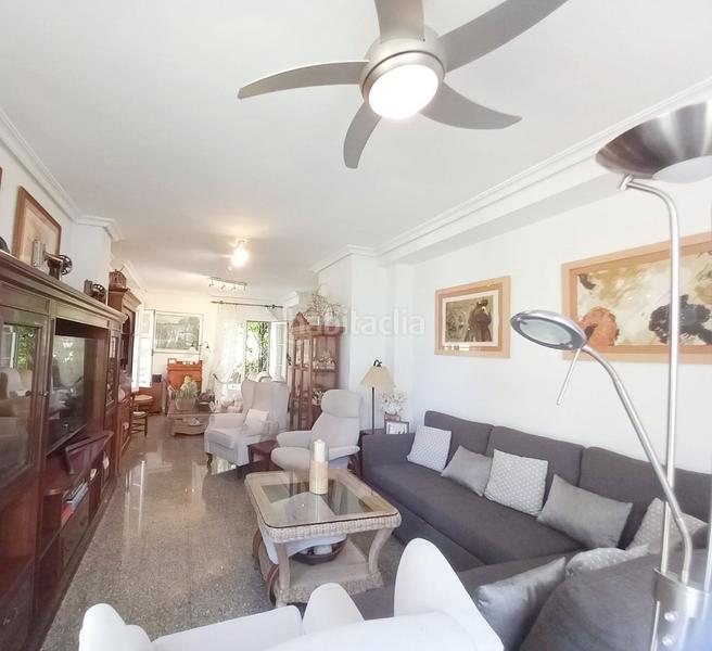 Foto bddd1acf-b2ec-464b-b336-6cbb002a3257. Chalet  en venta en cabo huertas, 5 dormitorios. en Alicante