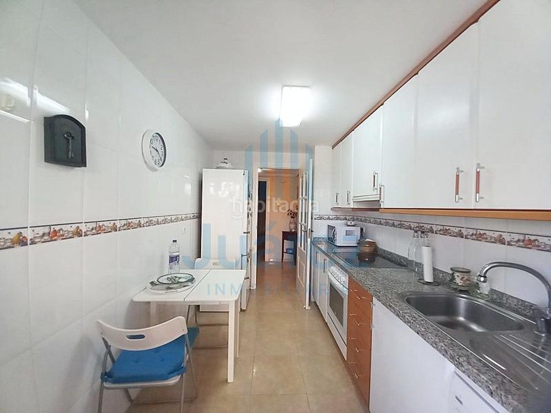 Foto 44c406a2-b87f-47f7-981f-2d0b7b14594a. Piso  en venta en playa san juan, 3 dormitorios. en Alicante