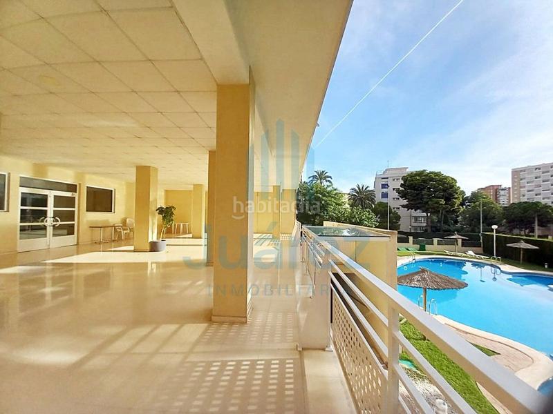 Foto 7ce7dd9c-2c20-40e0-bce4-ab5961b31a99. Piso  en venta en playa san juan, 3 dormitorios. en Alicante