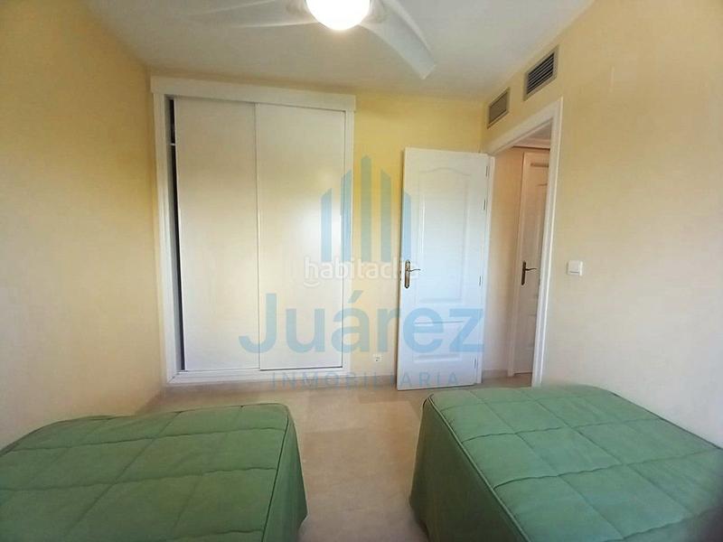 Foto c9b79c18-08b5-4afd-9609-f87d0aaac7c7. Piso  en venta en playa san juan, 3 dormitorios. en Alicante