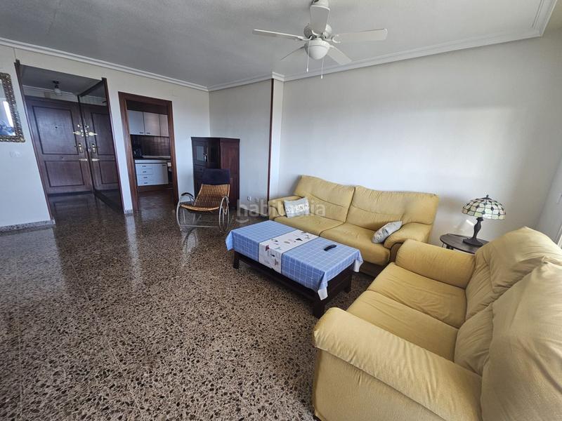 Foto 585832fb-8040-45c1-99c4-8a1dbd2de469. Alquiler piso  en alquiler en cabo huertas, 3 dormitorios. en Alicante