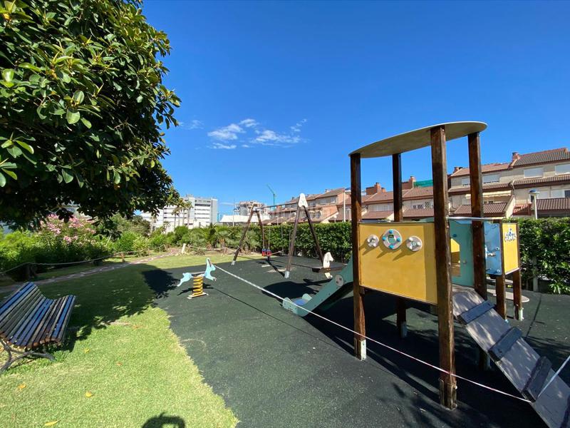 Foto 317a92ee-151d-4474-8f9f-442fe6df8913. Rent flat with parking in Cabo de las Huertas Alicante