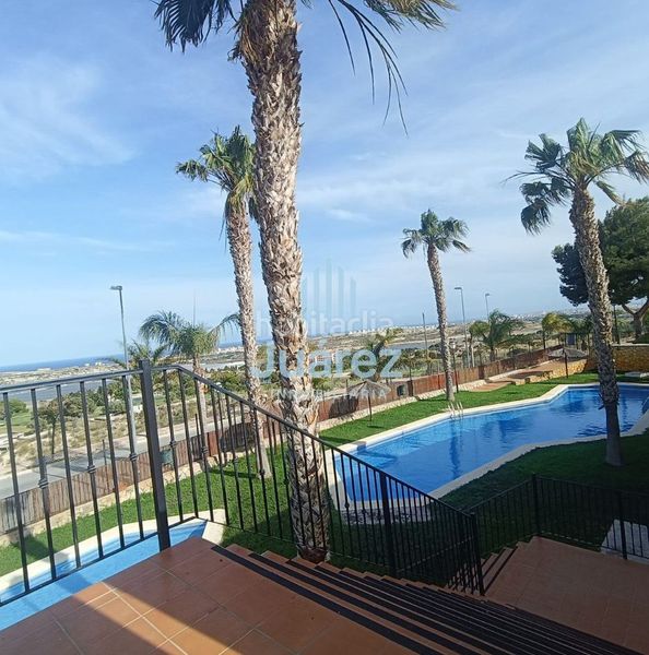 Foto 0087a7ba-9f4f-48b2-8889-69be41102aae. Casa amb calefacció aparcament piscina a Bonalba-Cotoveta Mutxamel