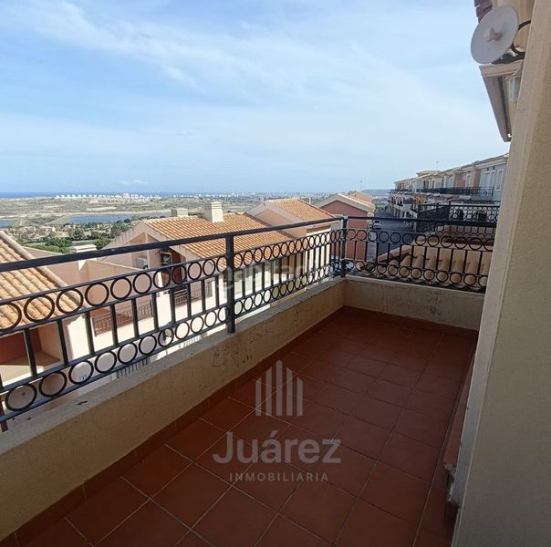 Foto 13673de2-111a-492b-ae0e-d8c7d3b17e1c. Casa amb calefacció aparcament piscina a Bonalba-Cotoveta Mutxamel
