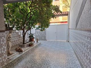 Casa a Lo Pagán. Una casa sobre pilaresnbspde las que ya no se hacen. con espacio
