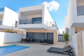Casa en San Pedro del Pinatar. Has visto el vdeo? ya se han vendido todas las de la fase 1 y l