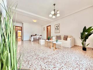 Planta baixa a San Pedro del Pinatar. Buscas un piso bajo en pleno centro y con garaje? necesitas el 1