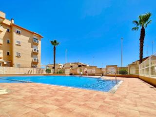 Flat in Los Peñascos-El Salero-Los Imbernones. Has visto el vídeo?nbspte proponemos un juego imagina tu casa de