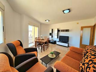 Appartement à Pilar de la Horadada Ciudad. Necesitas el 100?te presentamos este espacioso piso en pilar de