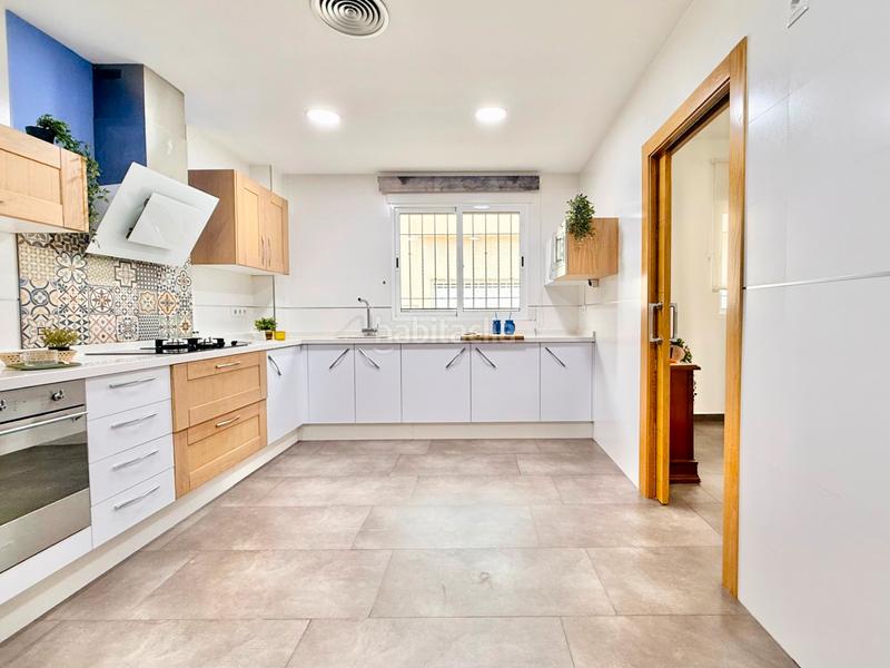 Foto e4b75853-b0c9-4d97-8776-187fdf80bb7c. Casa con parcheggio in Los Martínez del Puerto Murcia