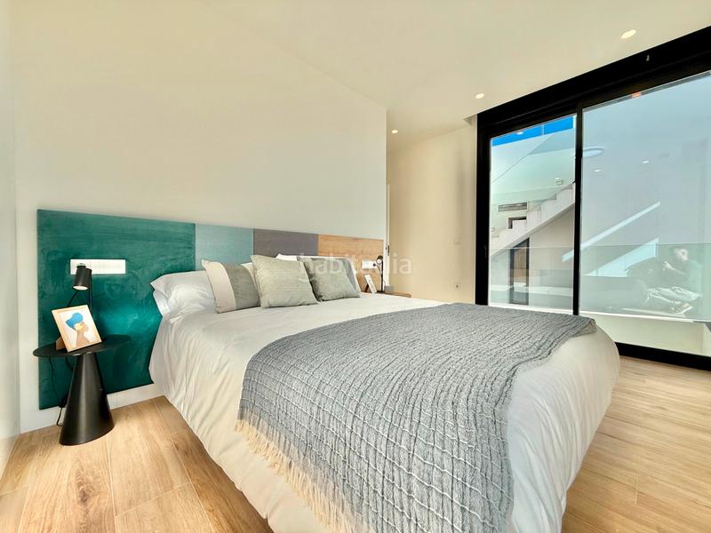 Foto 31e13a19-d906-4fcd-9076-f0bf799e78d5. House with parking pool in Torre de la Horadada Pilar de la Horadada