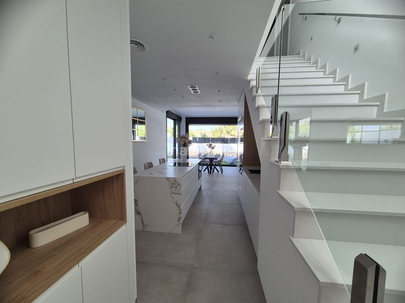 Foto 1002183f-b57c-4f7c-9ee6-092fde8d52a9. Casa amb aparcament piscina a Santiago de La Ribera San Javier