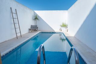 Casa a Santiago de La Ribera. Necesitas el 100?dúplex en san javierr con 4 dormitorios y 2 bañ