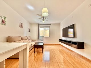 Flat in San Javier. Has visto el video?necesitas el 100?vivienda en planta baja en e
