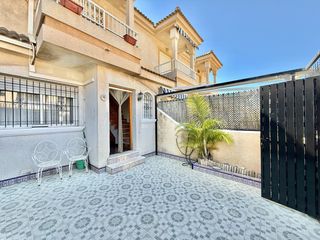 Casa a Los Cuarteros. Necesitas el 100? has visto el video?dúplex en san pedro del pin