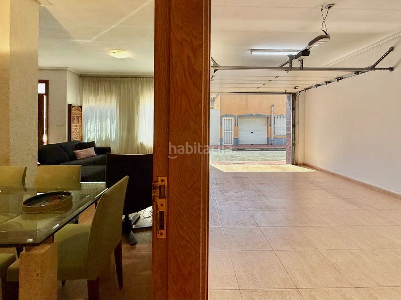 Foto c38d7774-25aa-41e2-8a26-f1b6bdd3a9cc. Casa amb aparcament a San Javier San Javier