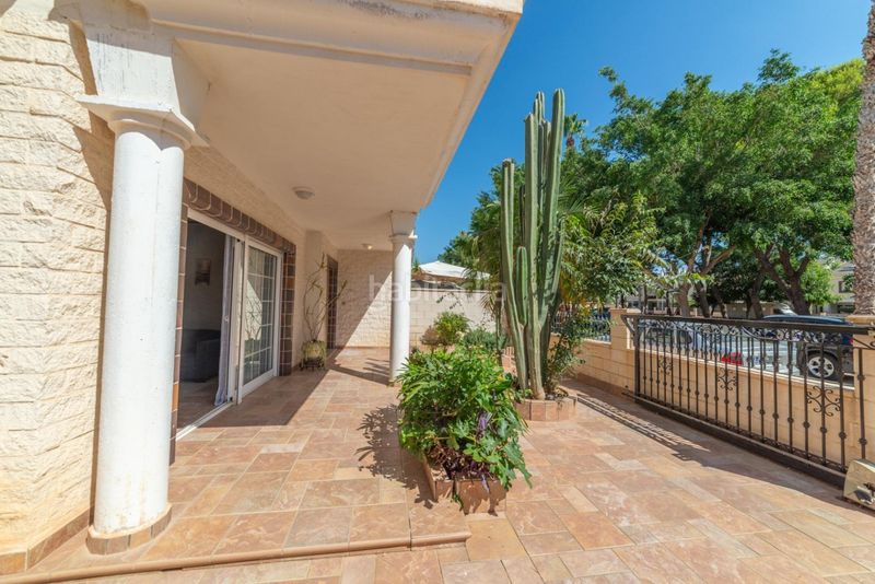 Foto 2c2c4157-6cad-4e37-90bd-15cc320c7cd3. Casa amb aparcament a San Javier San Javier