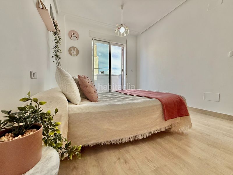 Foto 09f8d112-5655-47a4-ab08-fb4f3e762f58. Casa adosada has visto el vídeo? necesitas el 100?nbspcon piscina, se vende casa lista para entrar en la zona de san blas. en origen era de 3 d en San Javier