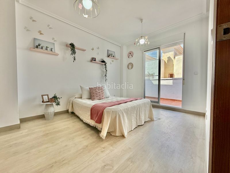 Foto 14e7d51a-5726-4f49-b6b0-1eb84ef18ec9. Casa adosada has visto el vídeo? necesitas el 100?nbspcon piscina, se vende casa lista para entrar en la zona de san blas. en origen era de 3 d en San Javier