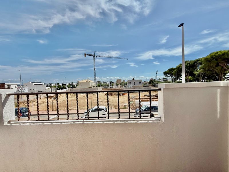 Foto ce196eab-92e0-4c09-9930-b06bc4697d7b. Casa adosada has visto el vídeo? necesitas el 100?nbspcon piscina, se vende casa lista para entrar en la zona de san blas. en origen era de 3 d en San Javier