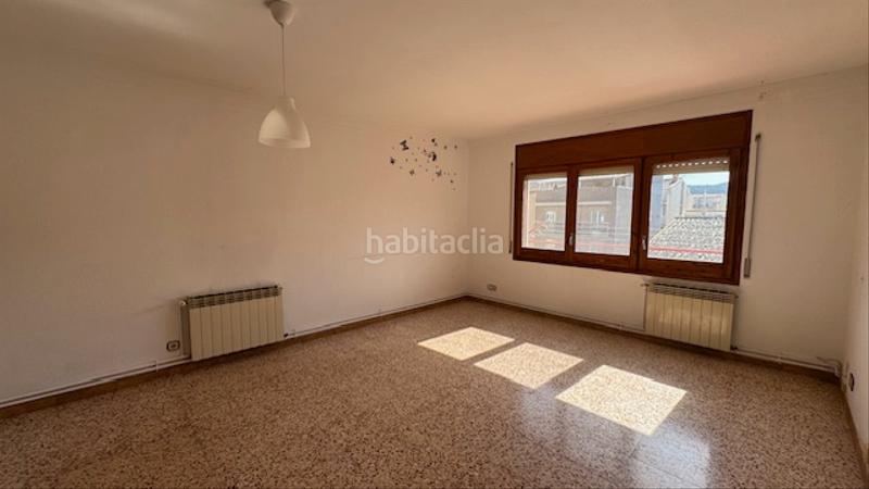 Foto af1b5fb2-9e95-4f7b-86e2-eaa593a20e5a. Edifici a carrer del dos de maig 58 a Vilanova del Camí