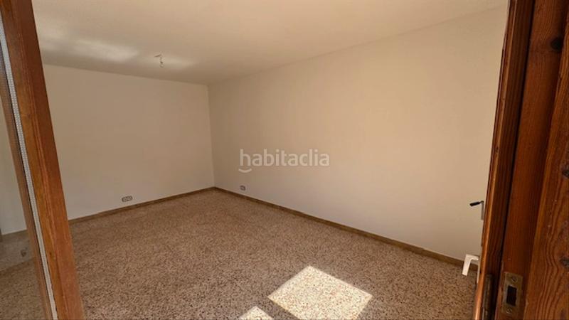 Foto b2b4d445-a778-4a25-b4cf-9d16d430e3c5. Edifici a carrer del dos de maig 58 a Vilanova del Camí