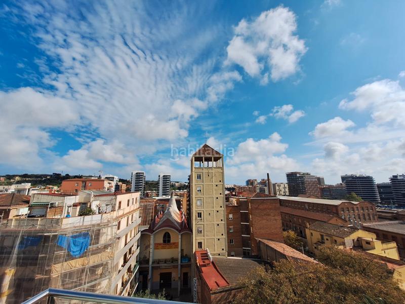 Foto 5078ab05-5a7d-408b-a7a5-9a8d893b1571. Ático espectacular ático esquinero en La Bordeta Barcelona