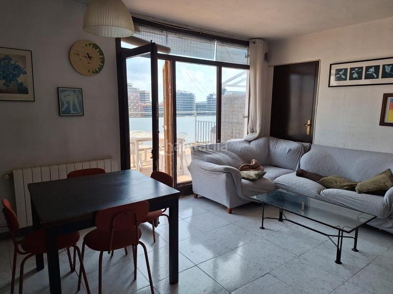 Foto 70400a5a-b106-43bd-81a5-1153cde44658. Ático espectacular ático esquinero en La Bordeta Barcelona