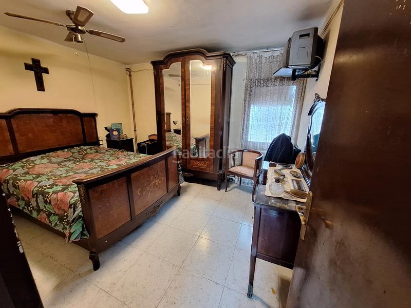 Foto a7e8c03f-bb8b-475a-8d5b-43403511f648. Ático espectacular ático esquinero en La Bordeta Barcelona