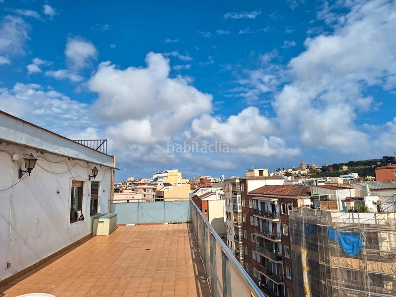 Foto f5ffd9f6-e686-4bd7-a1c0-be8756c35907. Ático espectacular ático esquinero en La Bordeta Barcelona
