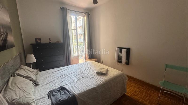 Foto d50099a0-7fc3-413e-92e9-e277d79357d1. Piso gran piso con balcón en Vila de Gràcia Barcelona