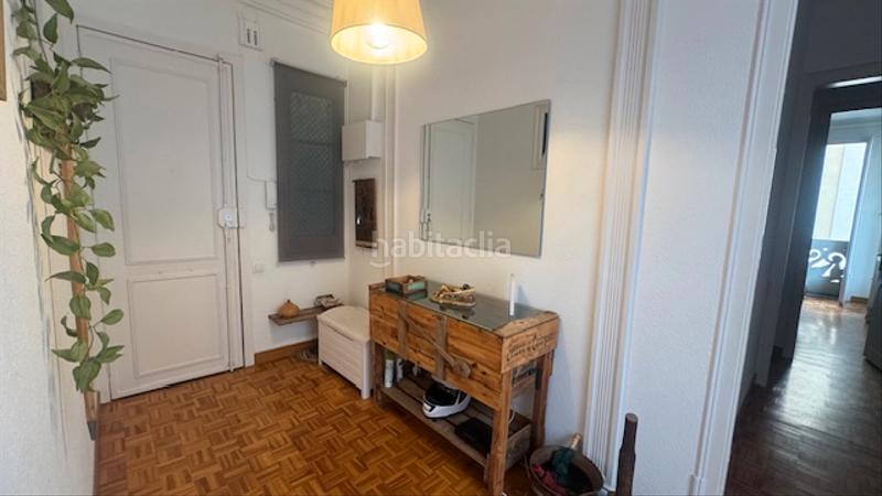 Foto e702a22b-4a0a-411f-9b76-763c37ab618a. Piso gran piso con balcón en Vila de Gràcia Barcelona