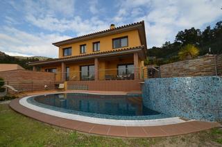 Haus in Palau-saverdera