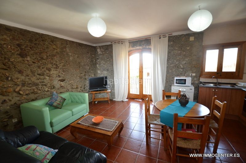 Foto 402334e2-19b5-4be7-84b7-25c9b63c8777. House with heating parking in Palau-saverdera
