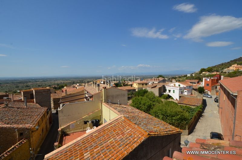 Foto 8c5d6f13-7345-4b21-b494-cce2b787f295. House with heating parking in Palau-saverdera