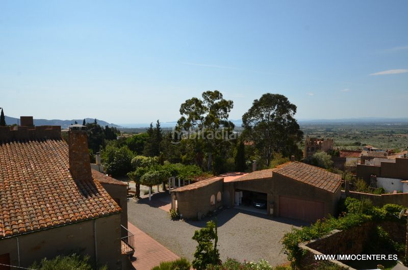 Foto b363c689-47e5-4419-9eb3-8b6b3c1e1b1c. House with heating parking in Palau-saverdera