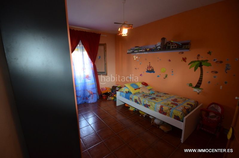 Foto bfbbba59-6004-4ace-b31e-f1cba9ec3733. House with heating parking in Palau-saverdera