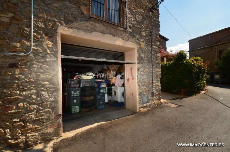 Foto f568ac0f-db91-4f30-b5c0-a6f67d1424b3. House with heating parking in Palau-saverdera